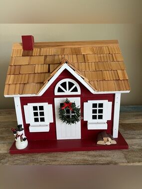 NEW Home Bazaar Victorian Christmas Cape Bird House